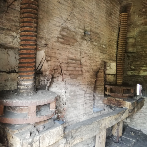 Interno del battifredo, punti di manovra delle due grade. Archivio Canali di Bologna