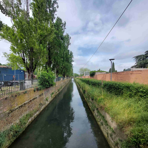 Veduta del canale di Reno dal Ponte adiacente la Certosa