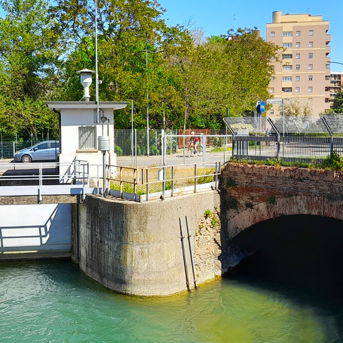 Fig. 3. Dettaglio della paratoia dello Scaricatore Canonica, Archivio Canali di Bologna, data imprecisata.